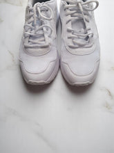 Charger l&#39;image dans la galerie, Basket puma blanche pointure 39
