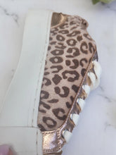 Charger l&#39;image dans la galerie, Basket leopard vanessa wu pointure 36
