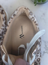 Charger l&#39;image dans la galerie, Basket leopard vanessa wu pointure 36

