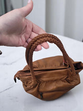 Charger l&#39;image dans la galerie, Sac brun grande anse
