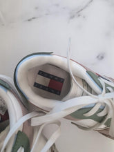 Charger l&#39;image dans la galerie, Basket tommy jeans pointure 38
