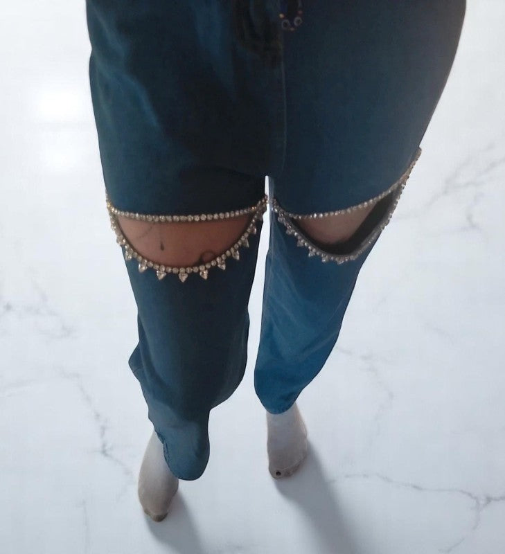 Jeans à trou et à strass taille L