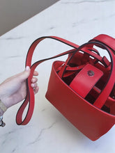 Charger l&#39;image dans la galerie, Sac armani rouge

