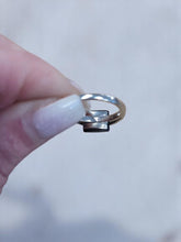 Charger l&#39;image dans la galerie, Bague en argent et onyx taille 57
