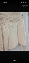 Charger l'image dans la galerie, Pull en crochet beige taille unique
