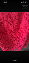 Charger l'image dans la galerie, Jupe guess rouge dentelle
