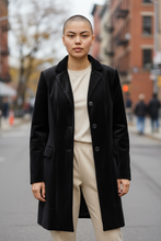 Charger l&#39;image dans la galerie, Veste noire en velours zara taille L
