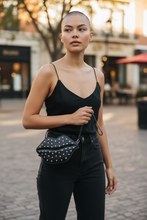 Charger l&#39;image dans la galerie, Sac pochette sachant lèvre noir
