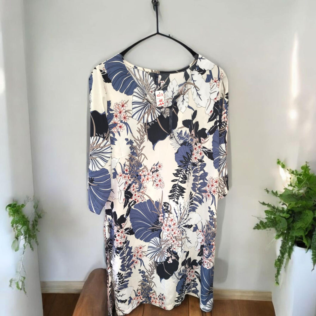 Robe bleue et blanche paprika xxl