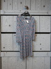 Charger l'image dans la galerie, Robe bleue fleurie taille s
