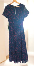 Charger l'image dans la galerie, Robe longue bleue et rouge taille m
