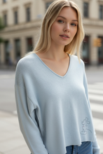 Charger l'image dans la galerie, Pull bleu donaldson taille m
