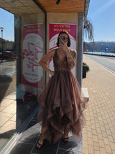 Charger l'image dans la galerie, Robe en tulle brune taille
