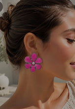 Charger l'image dans la galerie, Boucle d oreille rose ou verte
