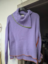 Charger l'image dans la galerie, Pull mauve taille L
