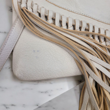 Charger l&#39;image dans la galerie, Sac beige en cuir essentiel antwerp

