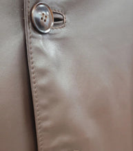 Charger l&#39;image dans la galerie, Veste en cuir brune taille 50
