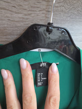 Charger l'image dans la galerie, Blouse verte taille xs
