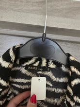 Charger l'image dans la galerie, Robe zebree taille s

