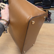 Charger l'image dans la galerie, Sac brun michael kors
