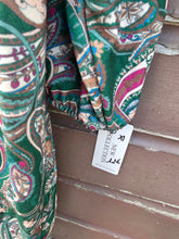 Charger l'image dans la galerie, Robe verte neuve taille xl
