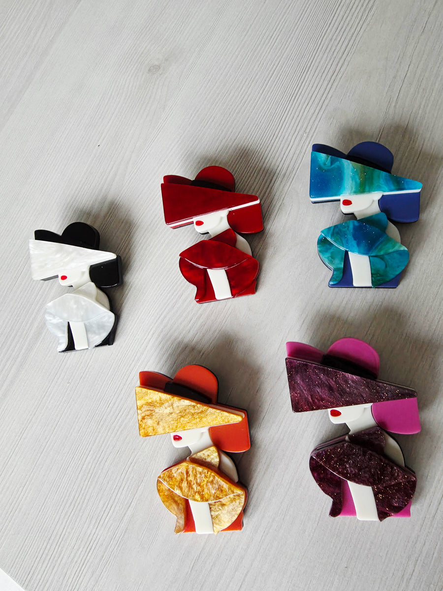 Broche femme