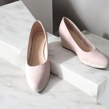 Charger l&#39;image dans la galerie, Chaussure rose beige pointure 41
