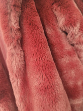 Charger l&#39;image dans la galerie, Manteau pilou bordeaux taille s
