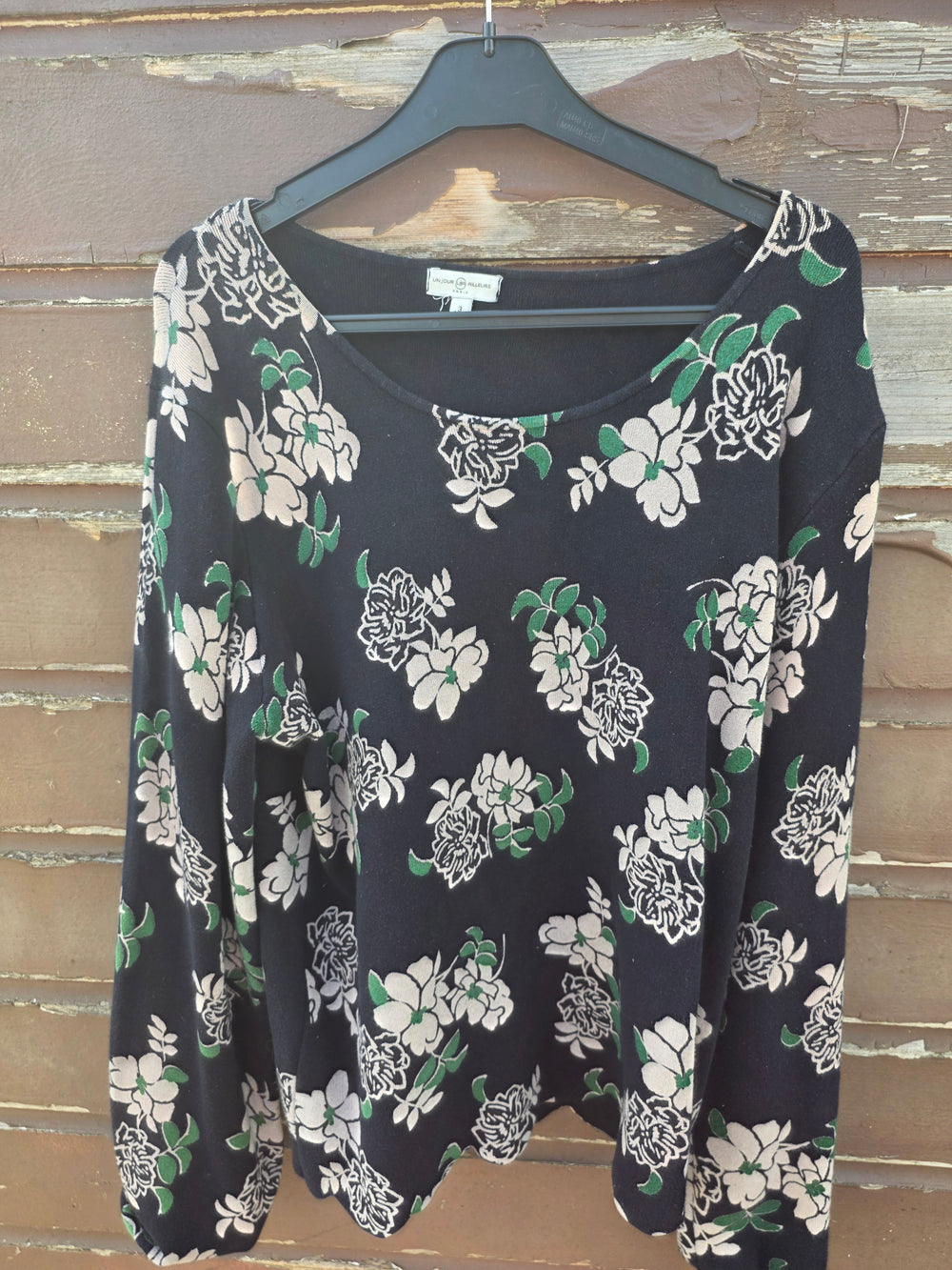 Pull bleu a fleur taille xl