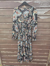 Charger l'image dans la galerie, Robe longue taille m
