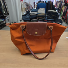 Charger l'image dans la galerie, Sac longchamp pliable orange
