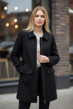 Charger l'image dans la galerie, Manteau noir taille L
