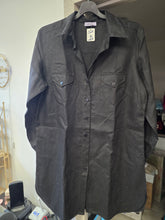 Charger l'image dans la galerie, Chemise noire taille 44
