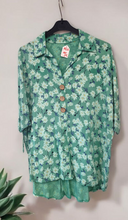 Charger l&#39;image dans la galerie, Blouse bleue taille xl
