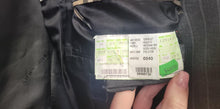 Charger l&#39;image dans la galerie, Veste blazer burberry taille 54
