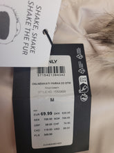 Charger l&#39;image dans la galerie, Manteau beige only taille m
