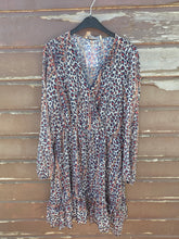 Charger l'image dans la galerie, Robe taille L leopard
