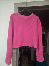 Charger l'image dans la galerie, Pull rose taille m
