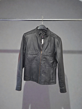 Charger l'image dans la galerie, Veste en cuir noire taille L
