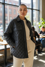 Charger l&#39;image dans la galerie, Veste simili noir mango taille s
