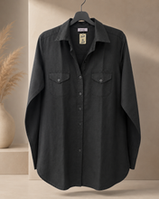 Charger l'image dans la galerie, Chemise noire taille 44
