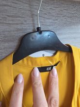 Charger l'image dans la galerie, Blouse jaune taille m
