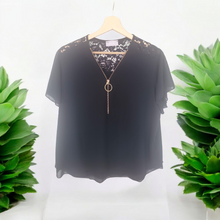 Charger l&#39;image dans la galerie, Blouse noire cassis taille xl
