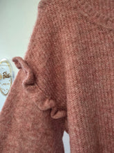 Charger l'image dans la galerie, Pull rose neuf taille s
