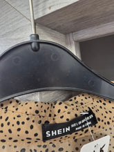 Charger l'image dans la galerie, Blouse leopard taille L
