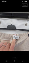 Charger l'image dans la galerie, Pantalon dore taille m
