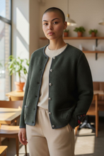 Charger l'image dans la galerie, Veste autrichienne taille 44
