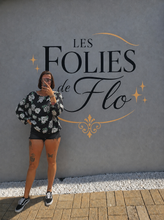 Charger l'image dans la galerie, Pull bleu a fleur taille xl
