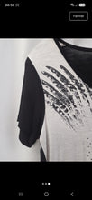 Charger l'image dans la galerie, Tee shirt noir et blanc taille m
