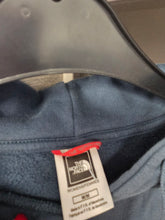 Charger l'image dans la galerie, Pull bleu north face taille m

